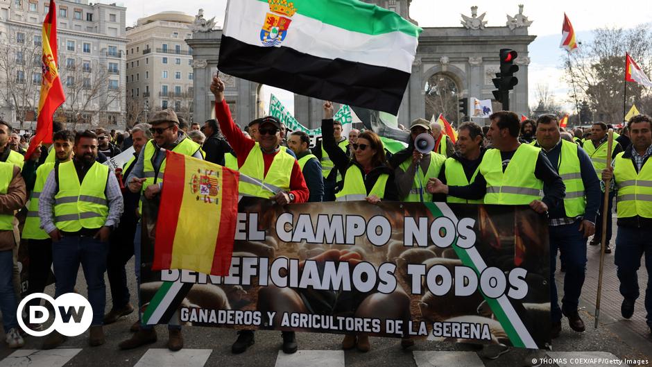 Arranca en España nueva jornada de protestas agrícolas – DW – 21/02/2024