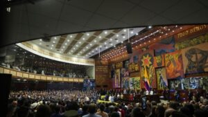 Asamblea de Ecuador aprueba Tratado de Libre Comercio con China
