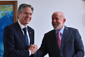 Blinken aborda con Lula situación de Venezuela antes de reunión del G20