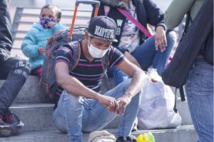 Bloomberg: Regreso de migrantes de Venezuela requiere un cambio político, según encuesta
