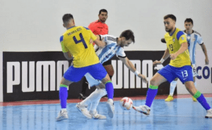 Brasil vence 2-0 a Argentina y conquista su undécimo título de la Copa América de futsal