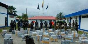 Capturan lancha cargada con dos toneladas de cocaína en Ecuador