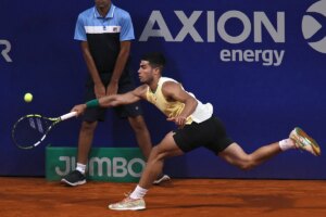 Carlos Alcaraz cae en semifinales del ATP de Buenos Aires ante el chileno Jarry