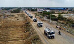 10 carrotanques de UNGRD iniciaron operaciones en La Guajira para llevar agua potable