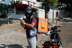 Cavecom-e rechazó medidas de Ipostel para regular el servicio de delivery en Venezuela
