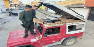 Colombia: Decomisan más de 200 kilos de cocaína ocultos en un vehículo - AlbertoNews