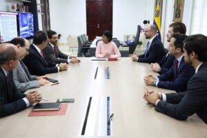 Delcy Rodríguez se reunió con la nueva directiva de la Bolsa de Valores de Caracas