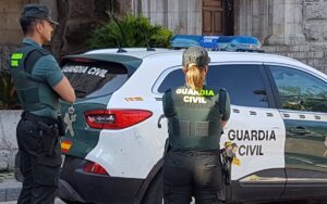 Detenido el hombre acusado de matar a su pareja en Alfàs del Pi (Alicante)