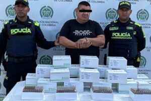 Detenido en Maicao hombre que intentaba entrar al Zulia con más de mil dosis de fentanilo (+Video)