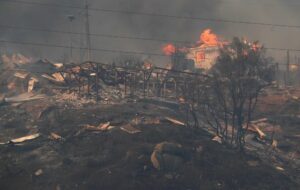 Devastadores incendios en Chile: las autoridades denunciaron que en la zona central del país el fuego fue provocado intencionalmente - AlbertoNews