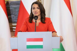 Dimite la presidenta de Hungría, Katalin Novak, tras conceder un polémico indulto