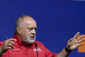 Diosdado Cabello dice que desde hace días un francotirador ha querido dispararle (+Video)