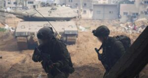 El Ejército de Israel abatió a decenas de terroristas en redadas en el norte y centro de la Franja de Gaza