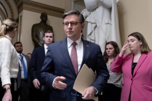 El Senado de EEUU aprueba la ayuda para Ucrania con apoyo republicano, aunque se espera que la Cmara Baja lo rechace