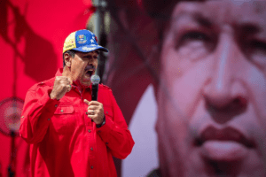 El chavismo prepara su calendario electoral para ganar “por las buenas o por las malas”