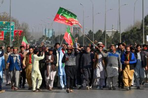 El partido de Imran Khan desafa al ejrcito paquistan tras ganar las elecciones generales