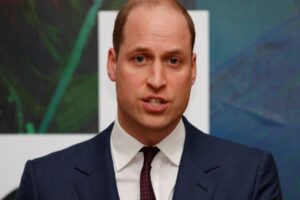 El príncipe William asume sus obligaciones reales mientras el rey Carlos III sigue su tratamiento contra el cáncer