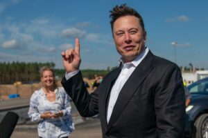 Elon Musk anuncia el traspaso del registro de SpaceX a Texas
