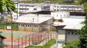 Escaparon cinco reclusos del Centro Penitenciario Yare II