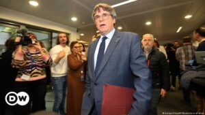 España abre investigación por "terrorismo" contra Puigdemont – DW – 29/02/2024