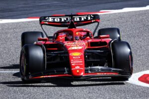 Ferrari domina en Al Sakhir