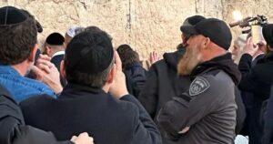 Gira por Israel: Javier Milei lloró en el Muro de los Lamentos y se reunirá con el presidente Herzog para ratificar su condena a Hamas