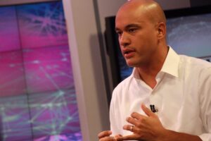 Héctor Rodríguez pidió a "padrinos" del chavismo dejar el "show político"