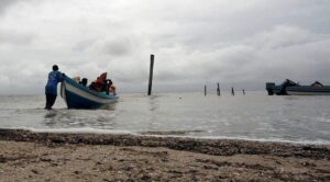 INEA suspende el zarpe de embarcaciones por vaguada