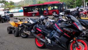 INTT aclara que no hay permiso especial para motos de alta cilindrada