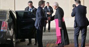 Javier Milei y Francisco estuvieron reunidos más de una hora en el Vaticano