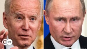 Joe Biden califica a Vladimir Putin de ser un "loco HDP" – DW – 22/02/2024