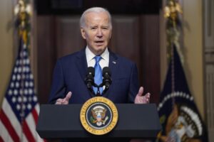 Joe Biden culpa a Donald Trump del posible fracaso de un proyecto de ley bipartidista de migración - AlbertoNews