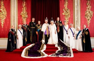 La familia real británica, en crisis y sin conductor claro entre enfermedades y rumores