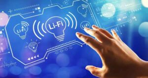 LiFi: la nueva tecnología que te conectará a Internet a través de la luz