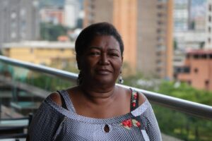 Líder sindical Elsa Castillo lanza su candidatura para las presidenciales