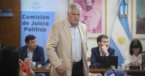 Los diputados de Córdoba presionan para incluir el Impuesto País en la discusión parlamentaria pero el Gobierno se resiste