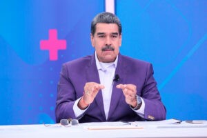 Maduro asegura que consulta de cronograma electoral es un "éxito"