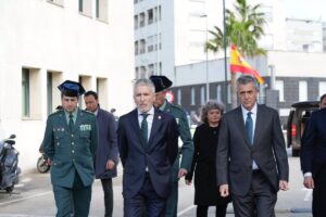 Marlaska dice que habrá "impunidad cero" con los narcos que "asesinaron" a dos guardias civiles en Barbate (Cádiz)