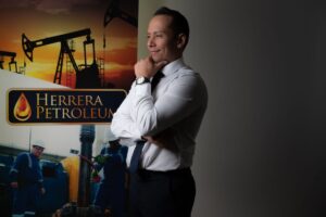 Migrante venezolano Yanmiver Jiménez será socio de importante internacional petrolera