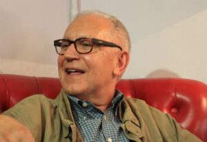 Muere el periodista y escritor Fernando Delgado a los 77 años