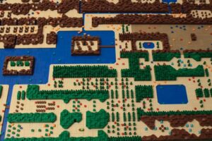 No son píxeles, sino 25.000 bloques de LEGO que recrean el mapa del The Legend of Zelda de NES