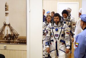 Oleg Kononenko impone un nuevo récord mundial de estancia en el espacio