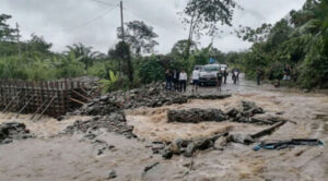 Perú declara en emergencia a 96 distritos por intensas lluvias