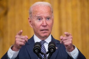 Políticos dicen que tragedia en universidad de Georgia es producto del “sistema de inmigración roto” de Biden