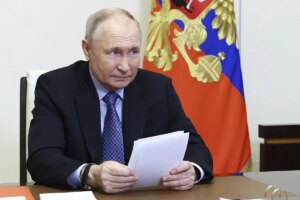 Putin promulga una ley que permite confiscar bienes por difundir noticias falsas del ejrcito ruso