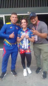 Rosselyn Uzcátegui triple medallista de plata Panamericana