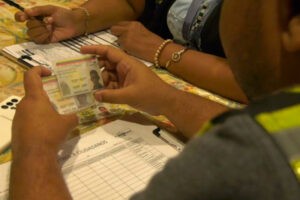 Saime fiscaliza restaurantes y hoteles del este de Caracas para verificar “estatus migratorio de extranjeros” que trabajan