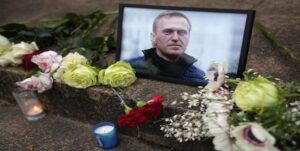 Se niegan a entregar el cadáver del líder opositor Navalni a su madre