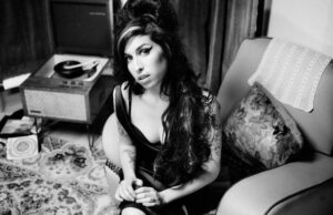 TELEVEN Tu Canal | Nick Cave compondrÃ¡ la banda sonora de pelÃ­cula sobre Amy Winehouse