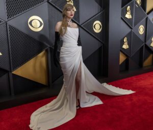 Taylor Swift consagra su legado en los Grammy (listado de ganadores)